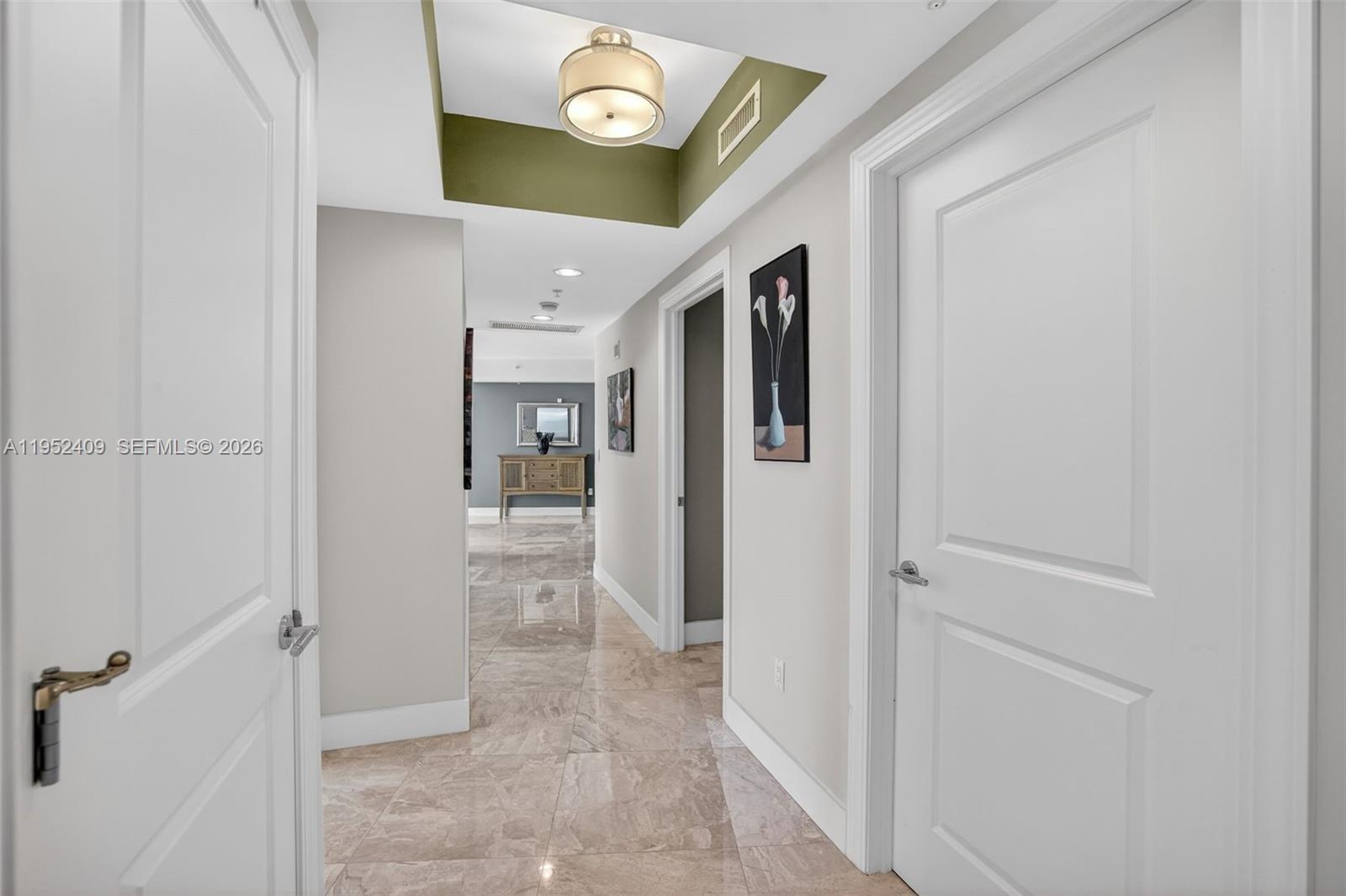 PLAZA AT OCEANSIDE (THE) - Residential