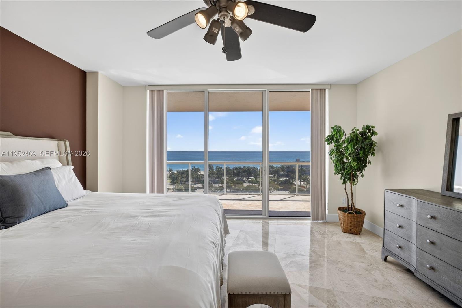 PLAZA AT OCEANSIDE (THE) - Residential