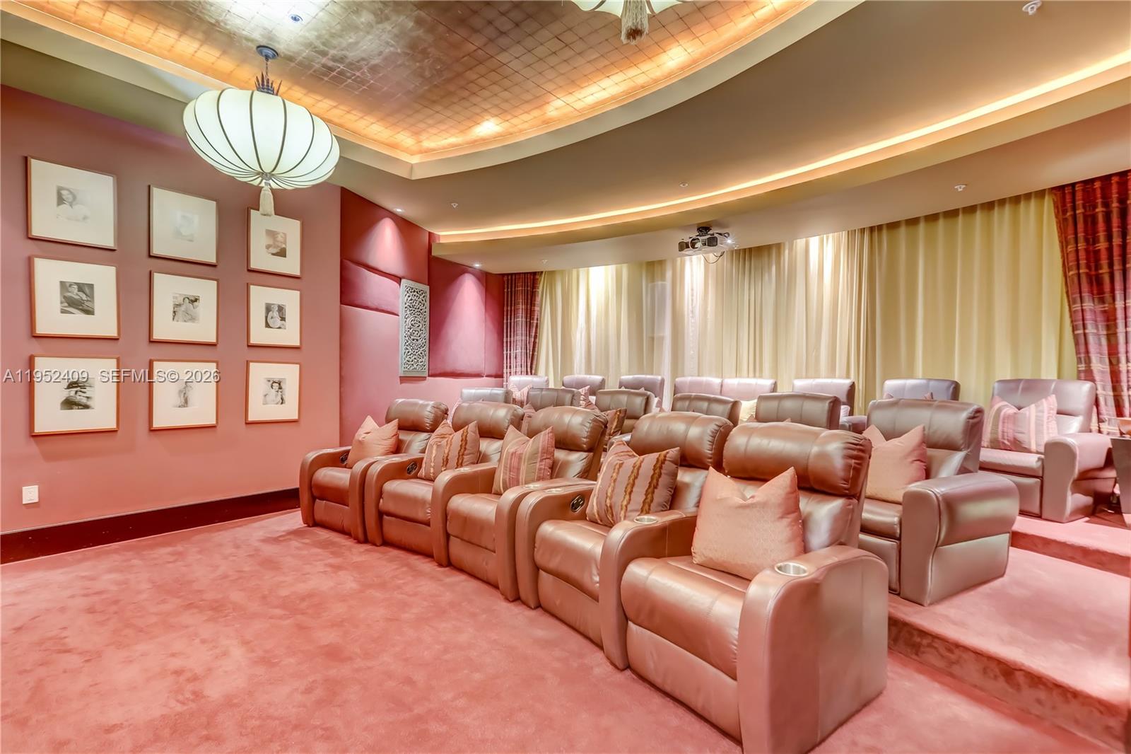 PLAZA AT OCEANSIDE (THE) - Residential