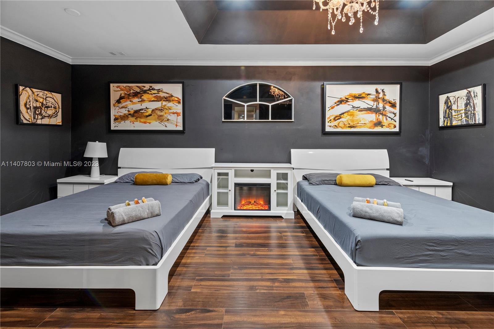 EXOTIC ACRES - Residential