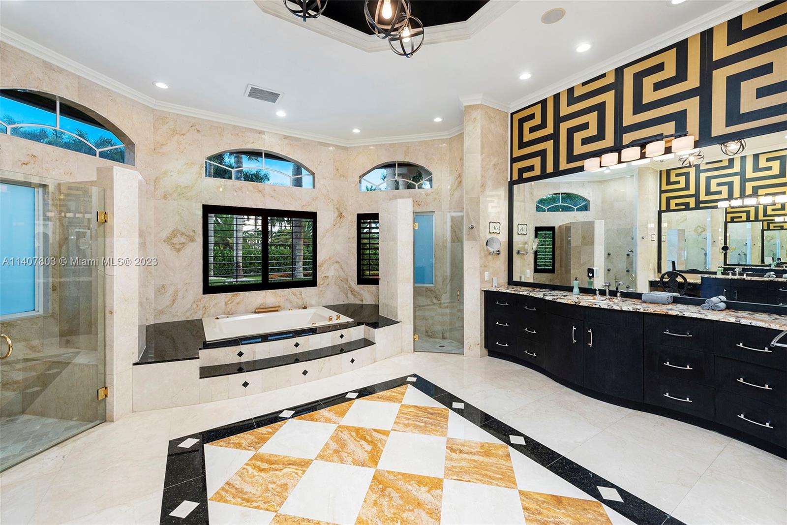 EXOTIC ACRES - Residential