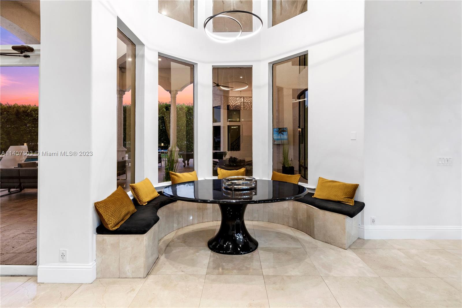 EXOTIC ACRES - Residential