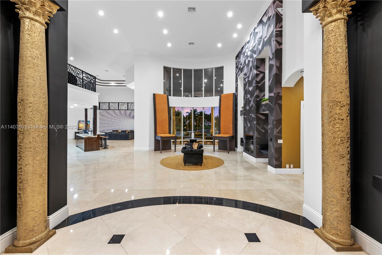 EXOTIC ACRES - Residential