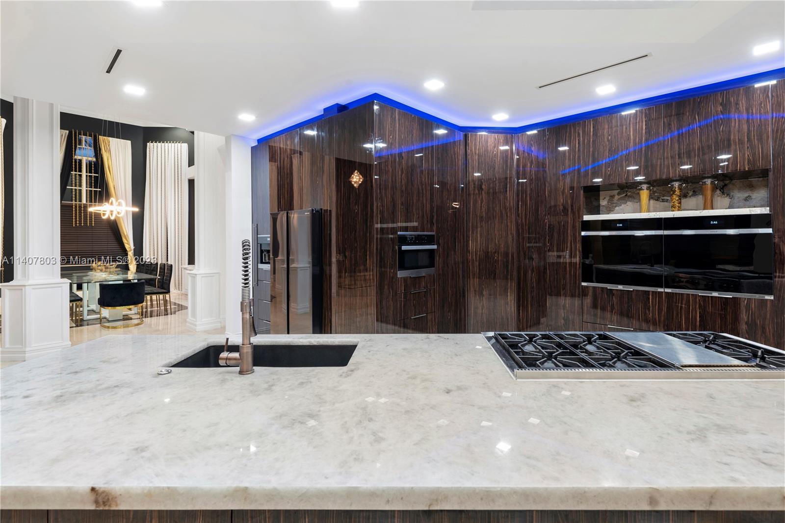 EXOTIC ACRES - Residential