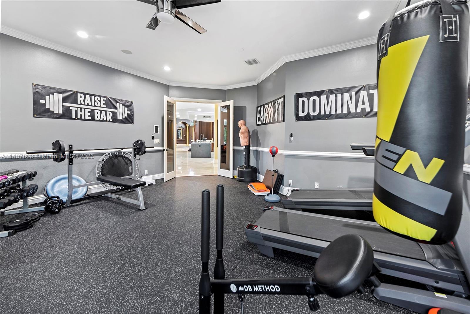 EXOTIC ACRES - Residential