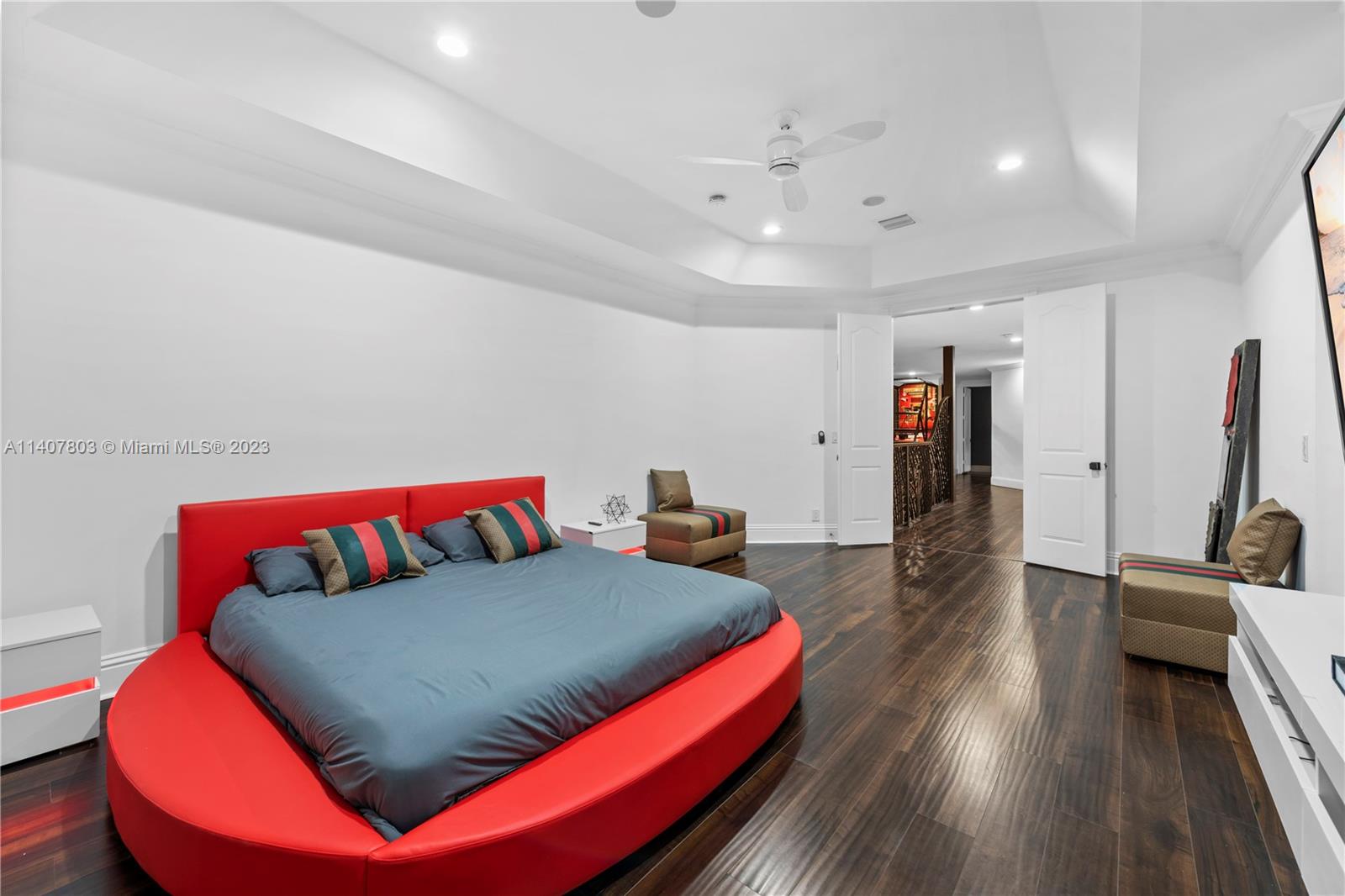 EXOTIC ACRES - Residential