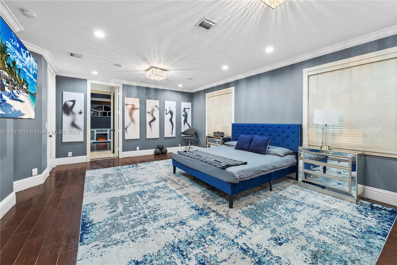 EXOTIC ACRES - Residential