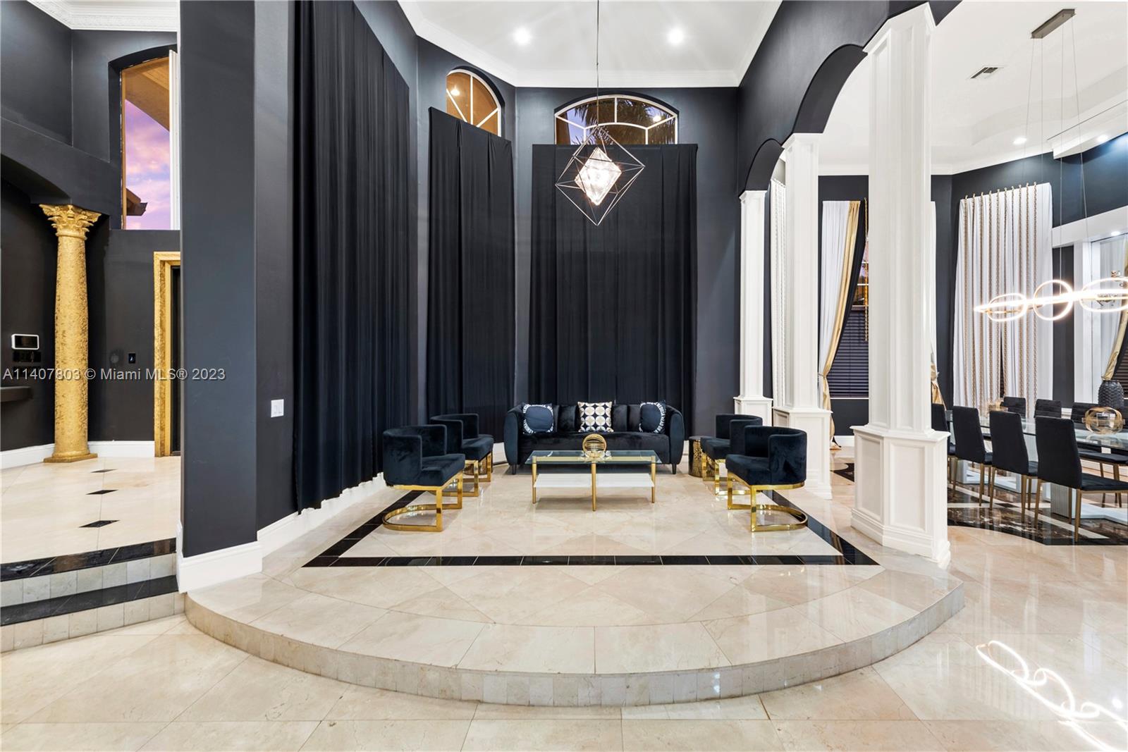 EXOTIC ACRES - Residential