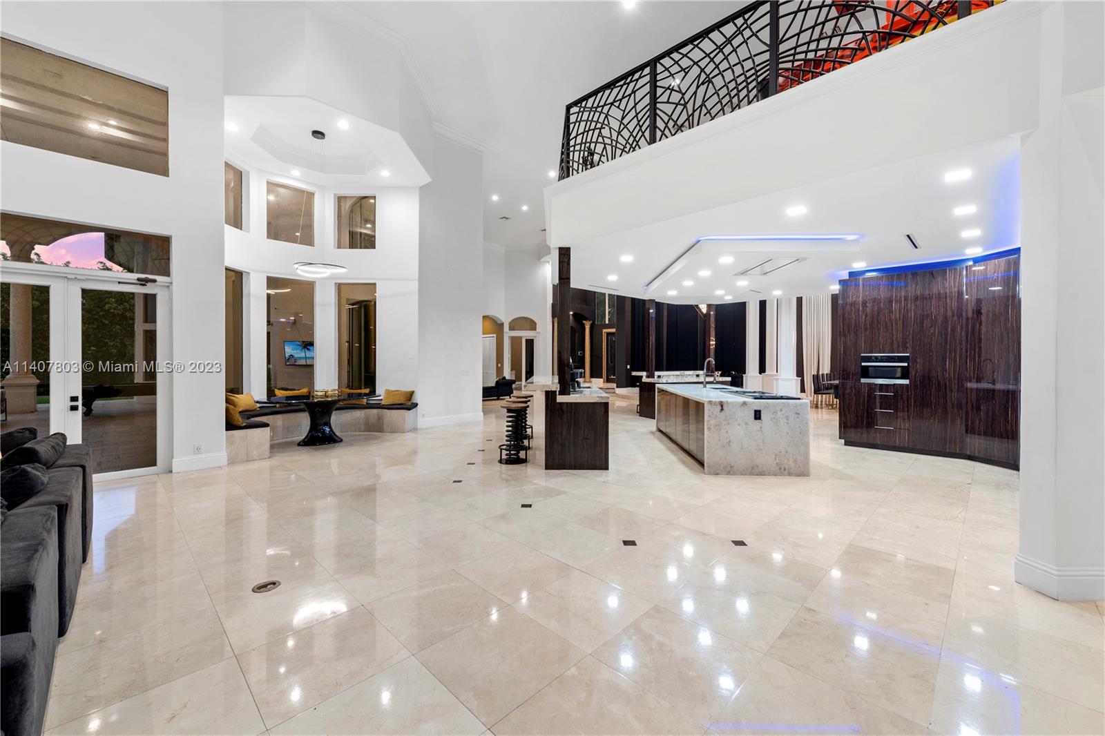 EXOTIC ACRES - Residential