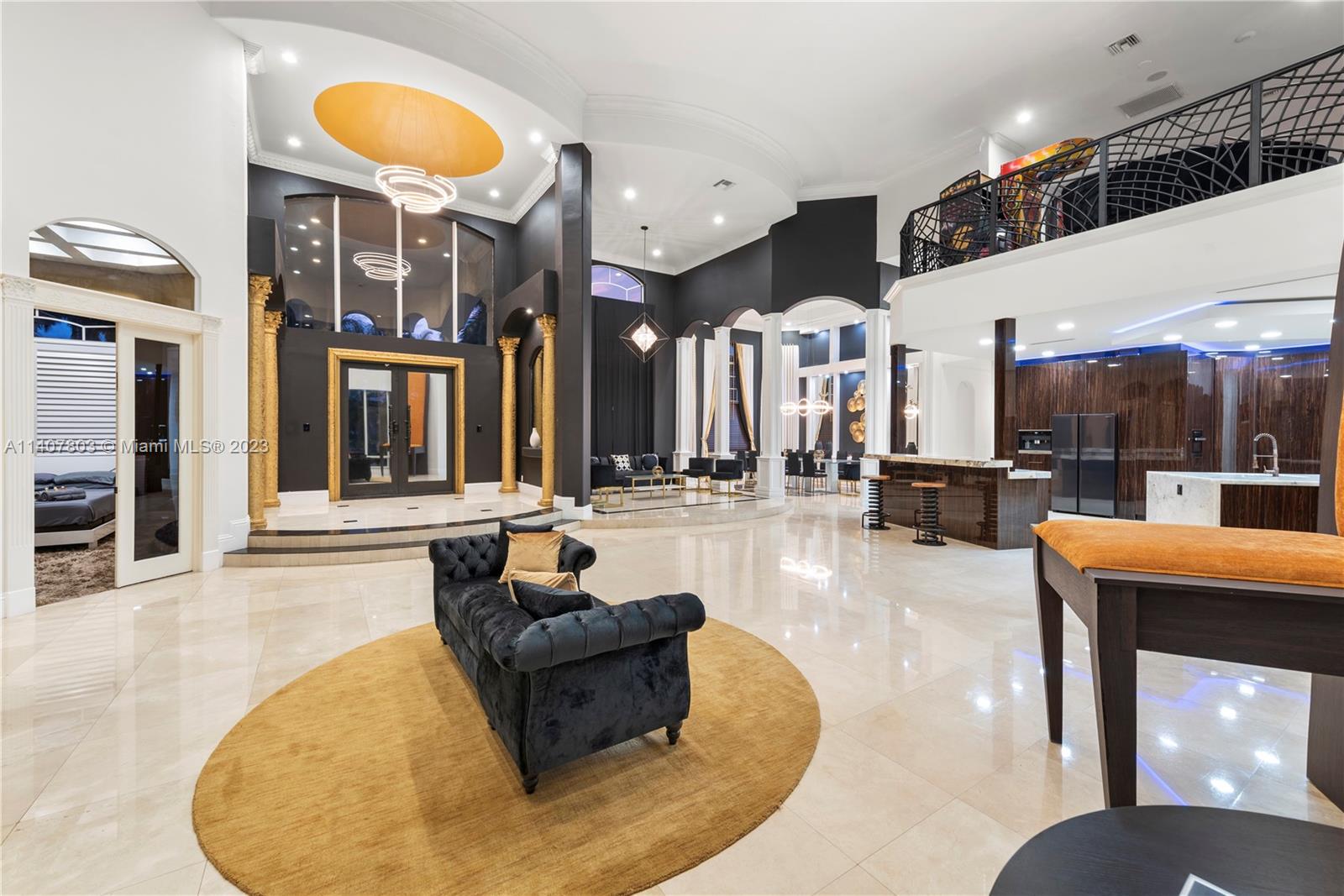 EXOTIC ACRES - Residential