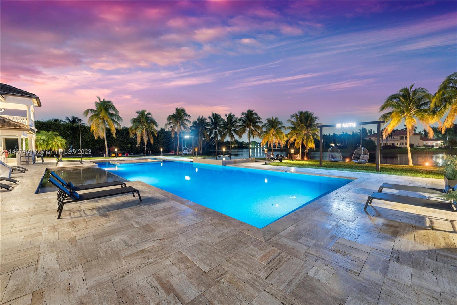 EXOTIC ACRES - Residential