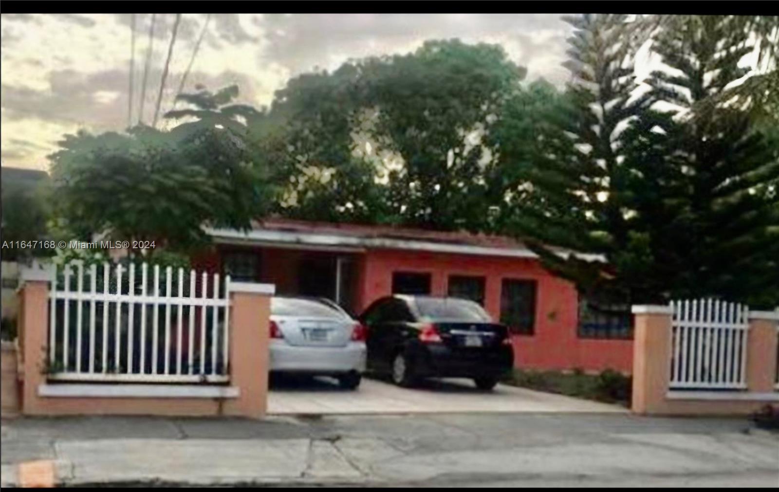 Address Not Disclosed, Miami, Broward County, Florida - 2 Bedrooms  
2 Bathrooms - 