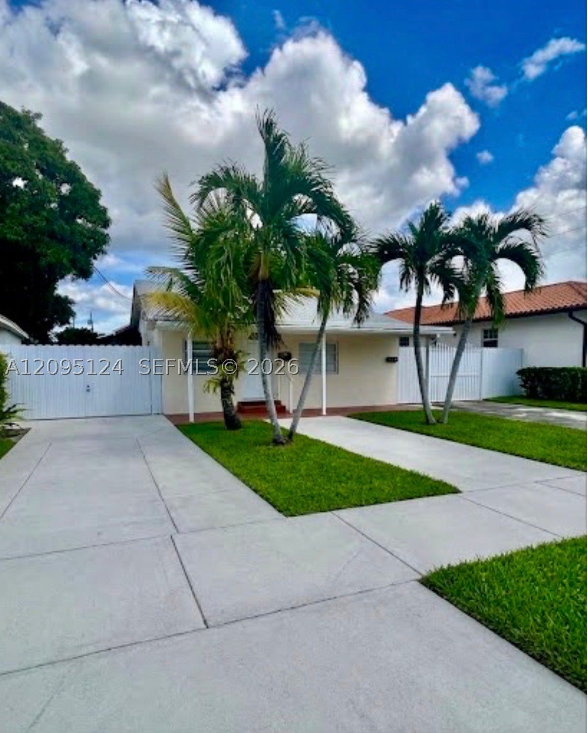 521 NW 44th Ave
