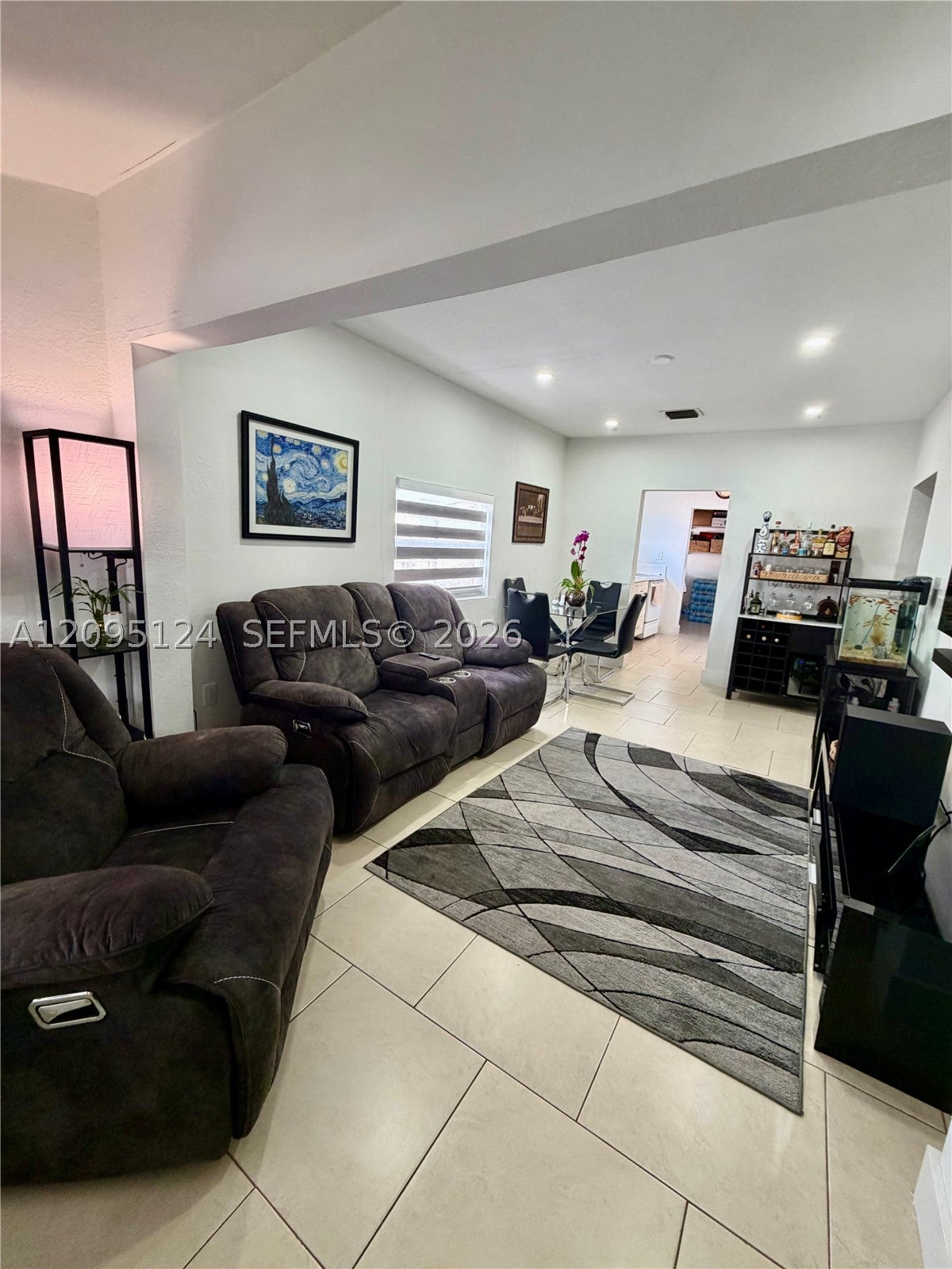 521 NW 44th Ave