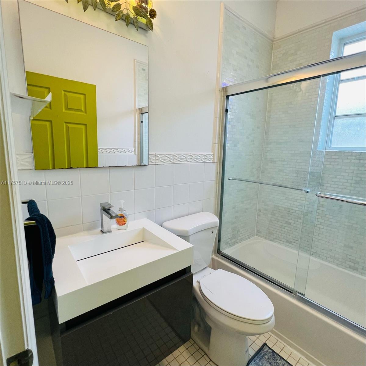 VILLA GATSBY CONDO - Residential