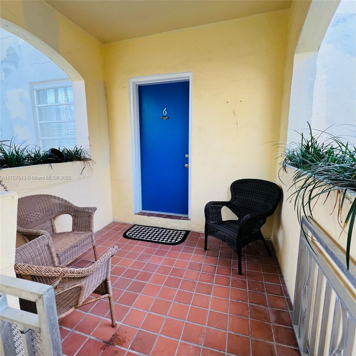 VILLA GATSBY CONDO - Residential