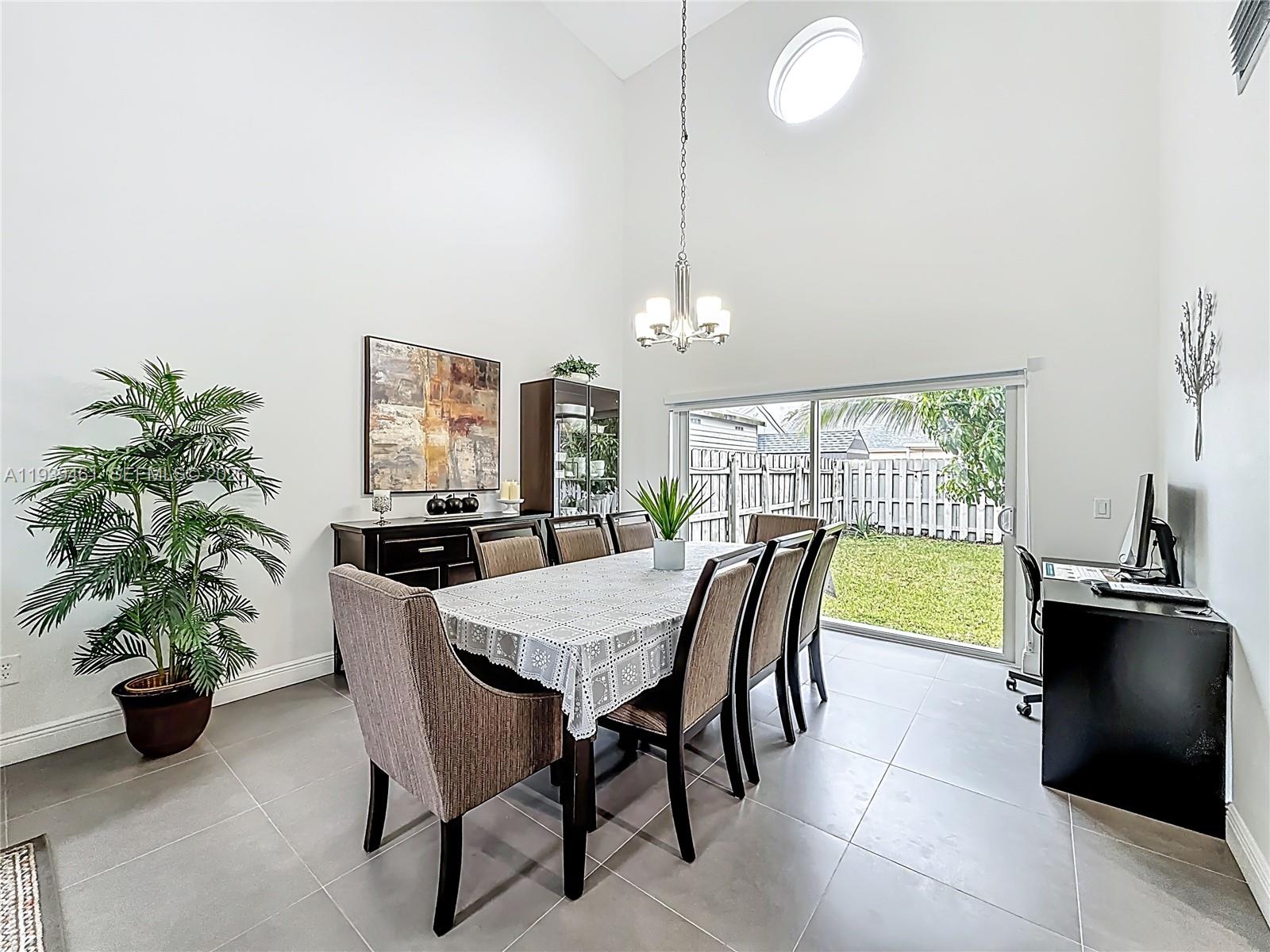 PANACHE SEC 1 - Residential