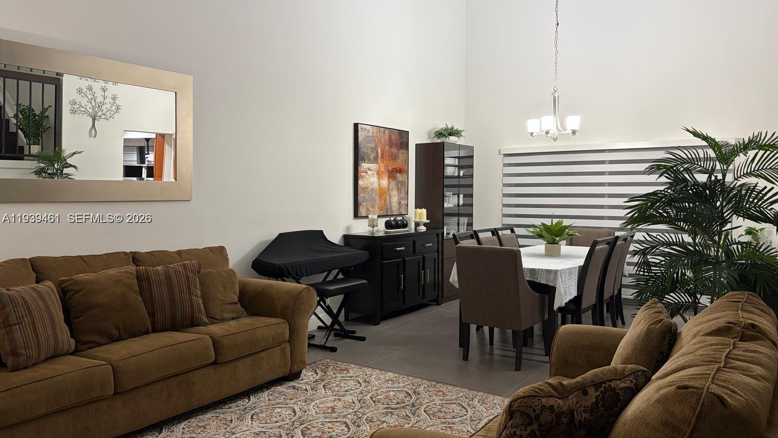 PANACHE SEC 1 - Residential