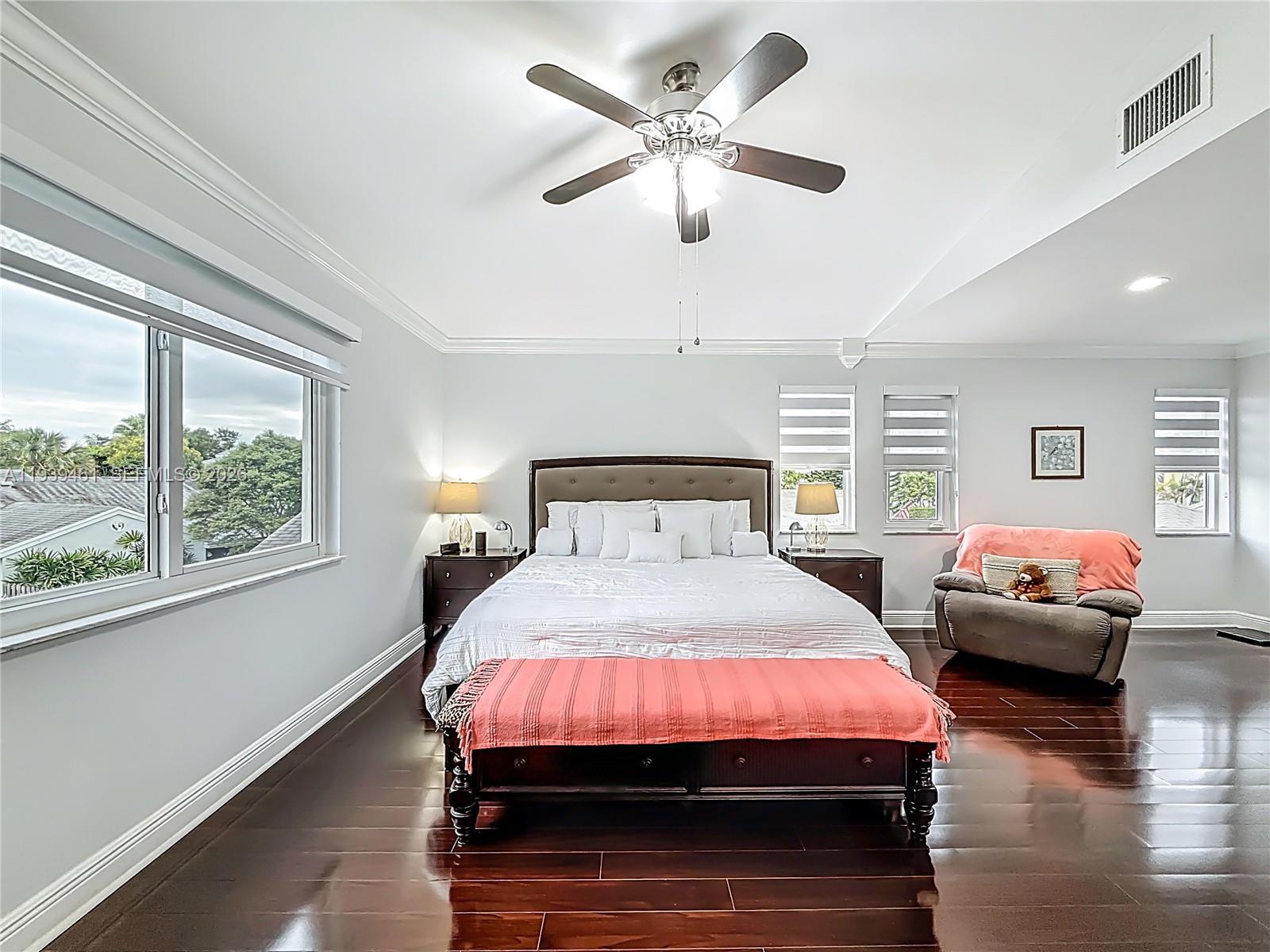 PANACHE SEC 1 - Residential