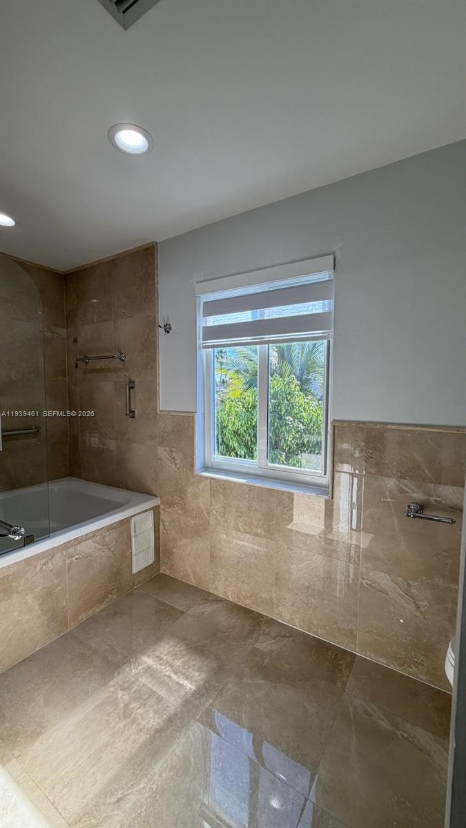 PANACHE SEC 1 - Residential