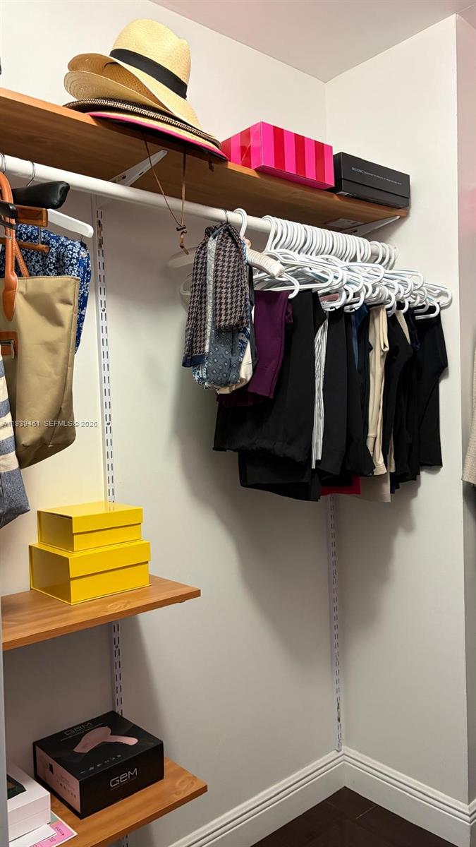 PANACHE SEC 1 - Residential