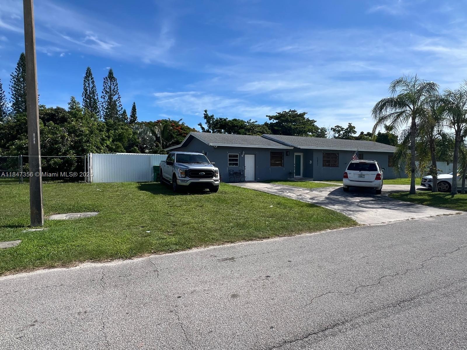Welcome to your dream home in the heart of Southwest Miami! Situated on a spacious 17,217 sqft lot, this exceptional property offers everything you’ve been searching for and offers 2 income producer, help you pay the motg. Main home features 3 bed 2 bath with ample living space, ceramic tile throughout, NO HOA.
Backyard with fruit tree, building the pool you’ve always dreamed of. Don’t miss out on the opportunity call Realtor to make an appointment.!