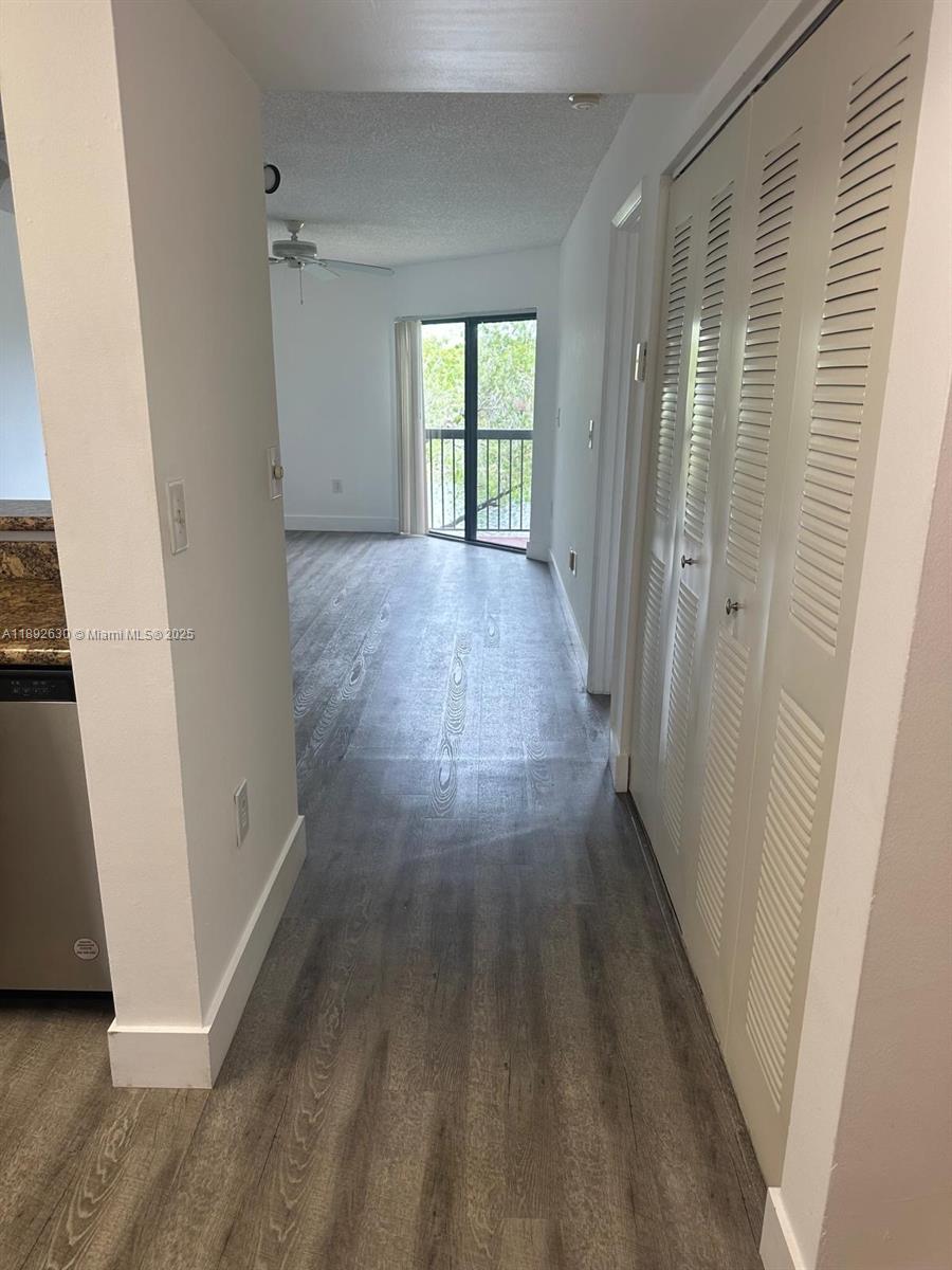 VILLAS DE VENEZIA CONDO - Residential