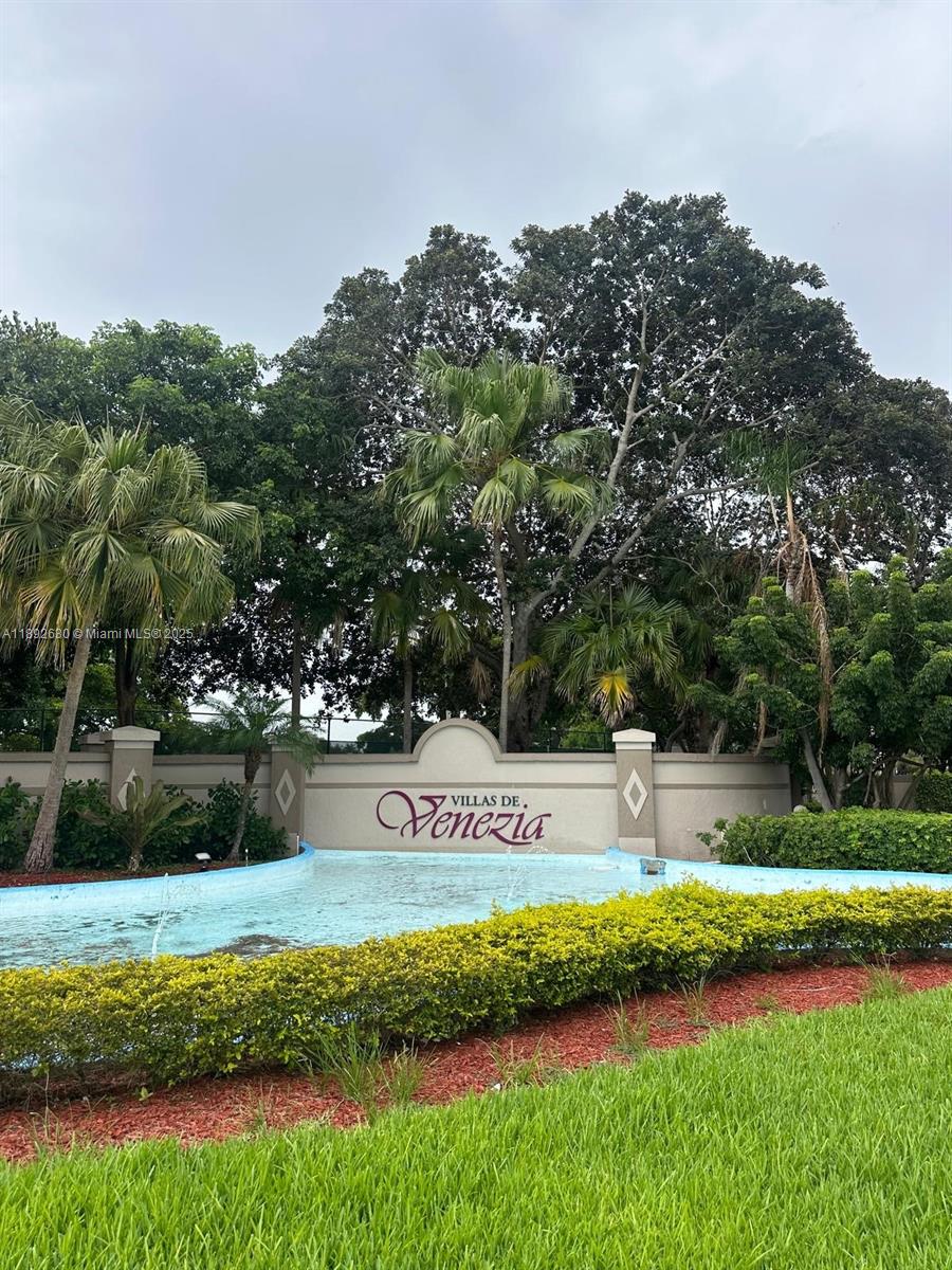 VILLAS DE VENEZIA CONDO - Residential