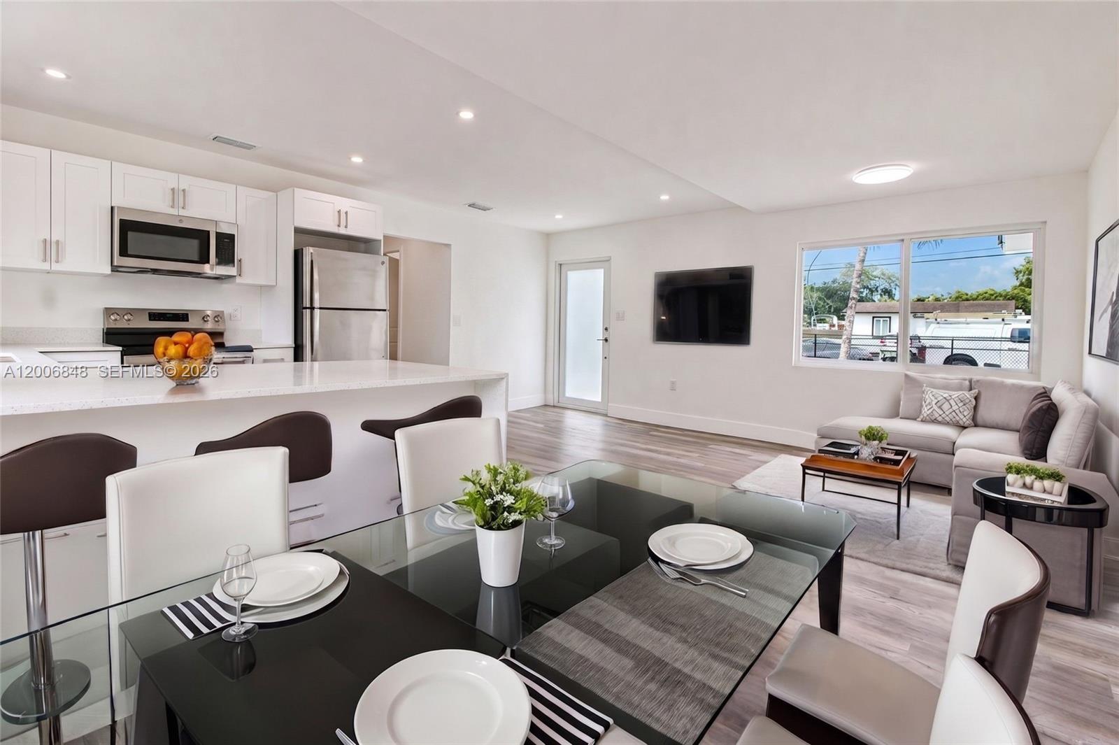 GOLDEN GLADES PARK 5TH AD - Residential