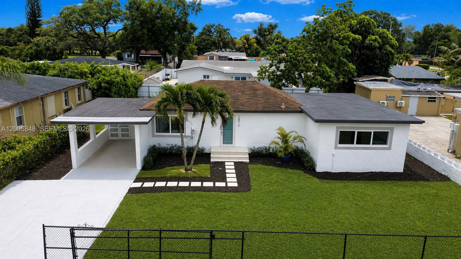 GOLDEN GLADES PARK 5TH AD - Residential