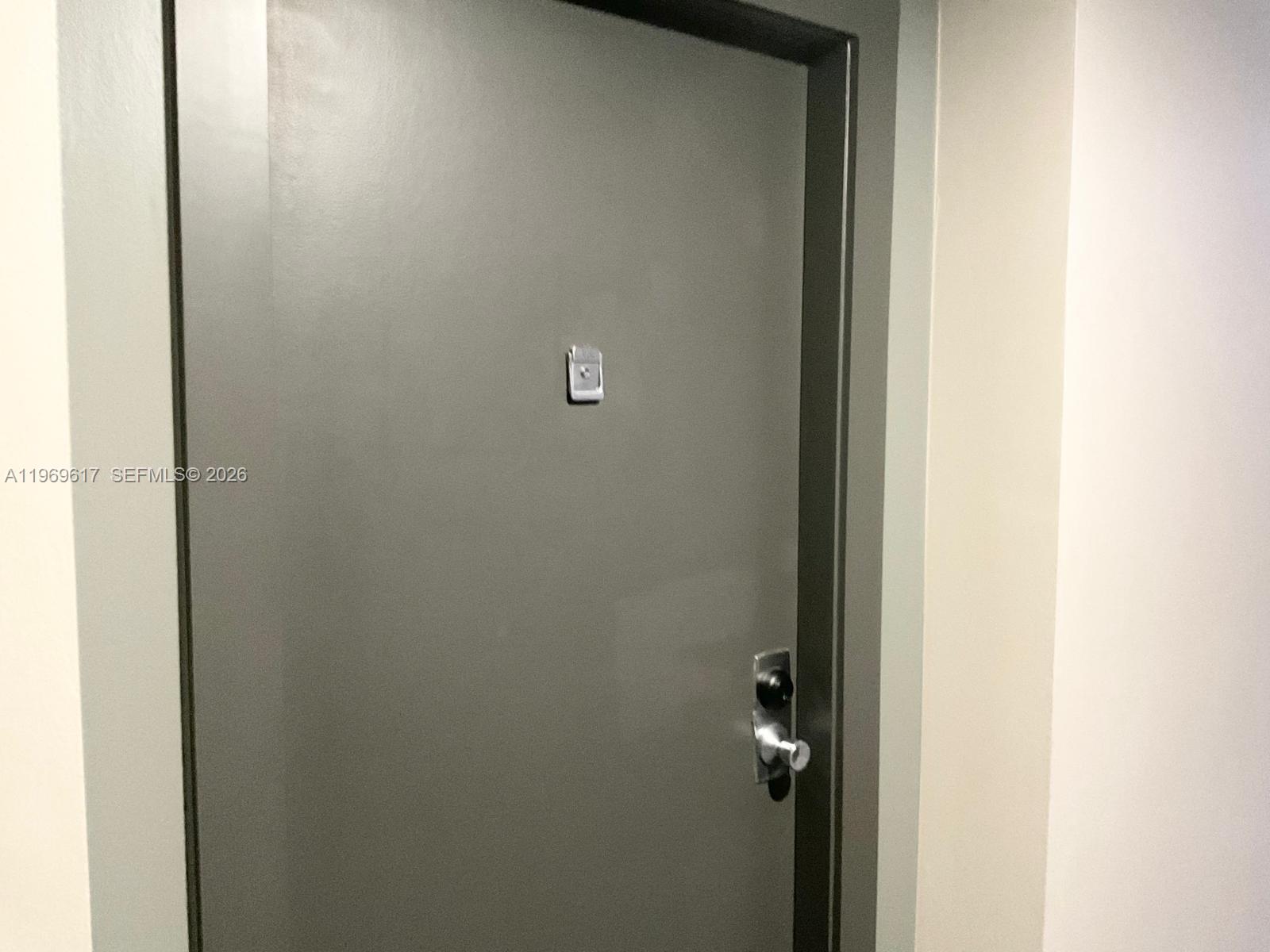 ISOLA CONDO - Residential