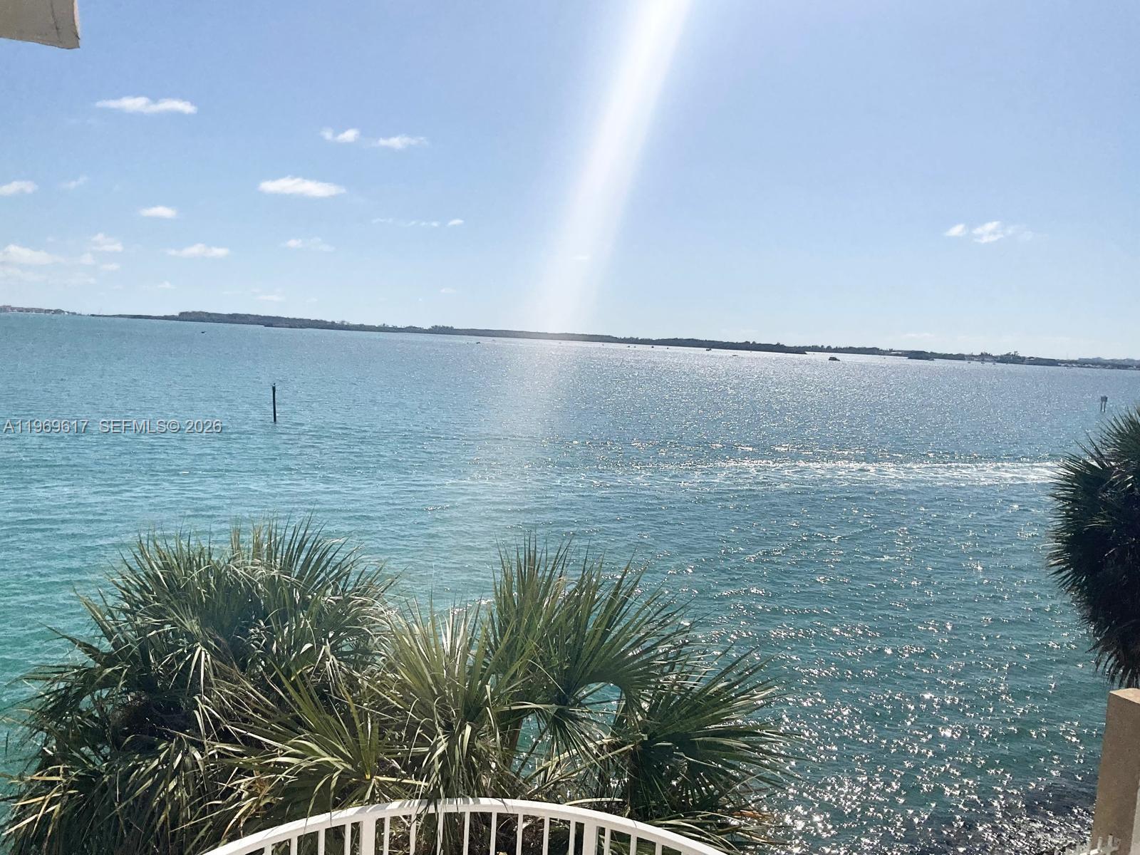 ISOLA CONDO - Residential