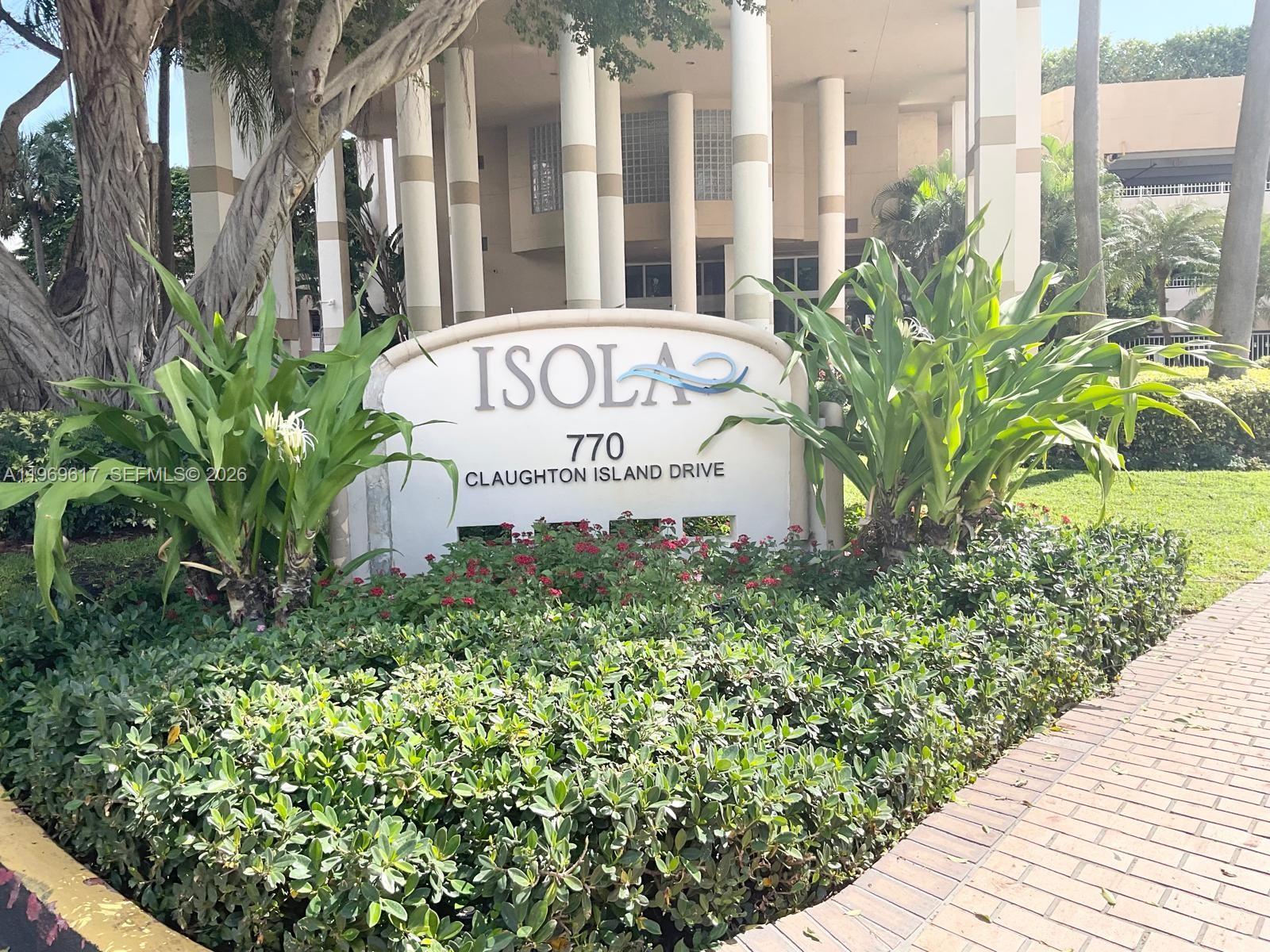 770 Claughton Island Dr 704