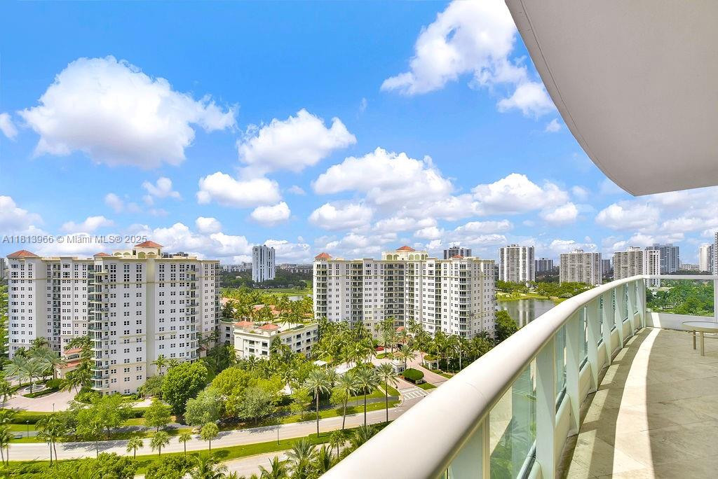 TOWERS OF PORTO VITA-SOUT - Residential Lease