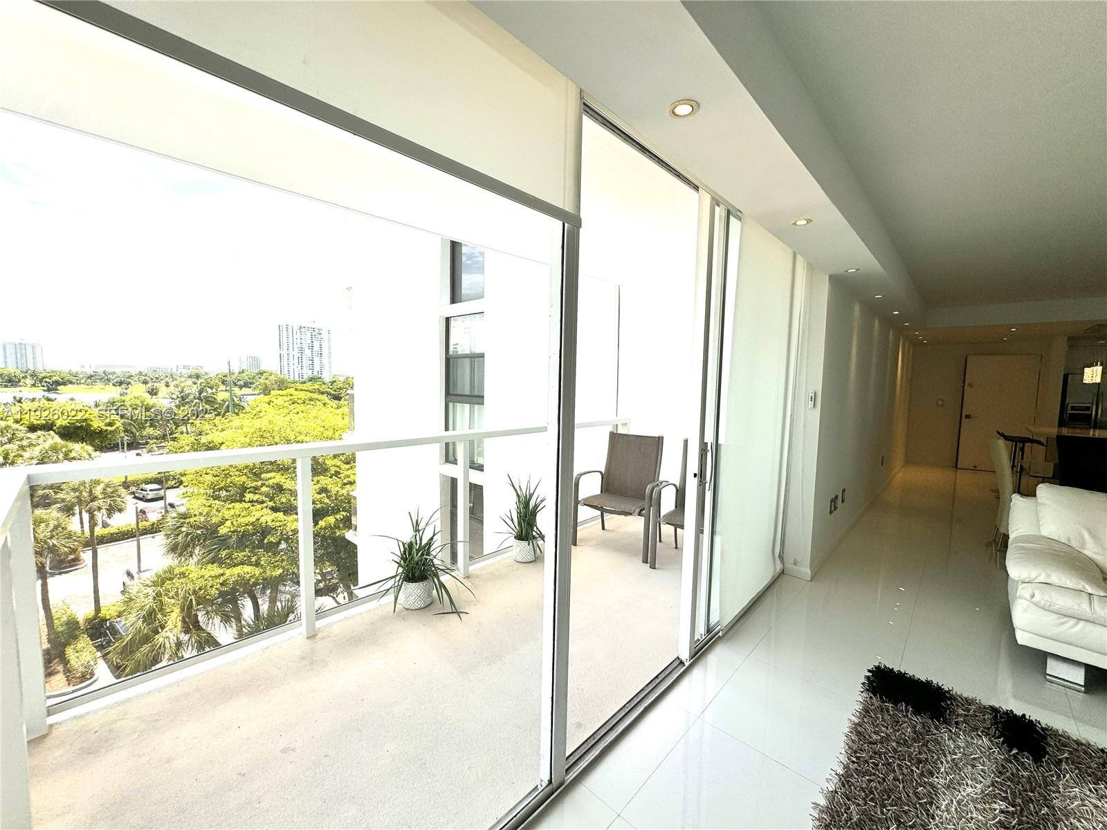 FLAMENCO CONDO TOWER I - Residential Lease