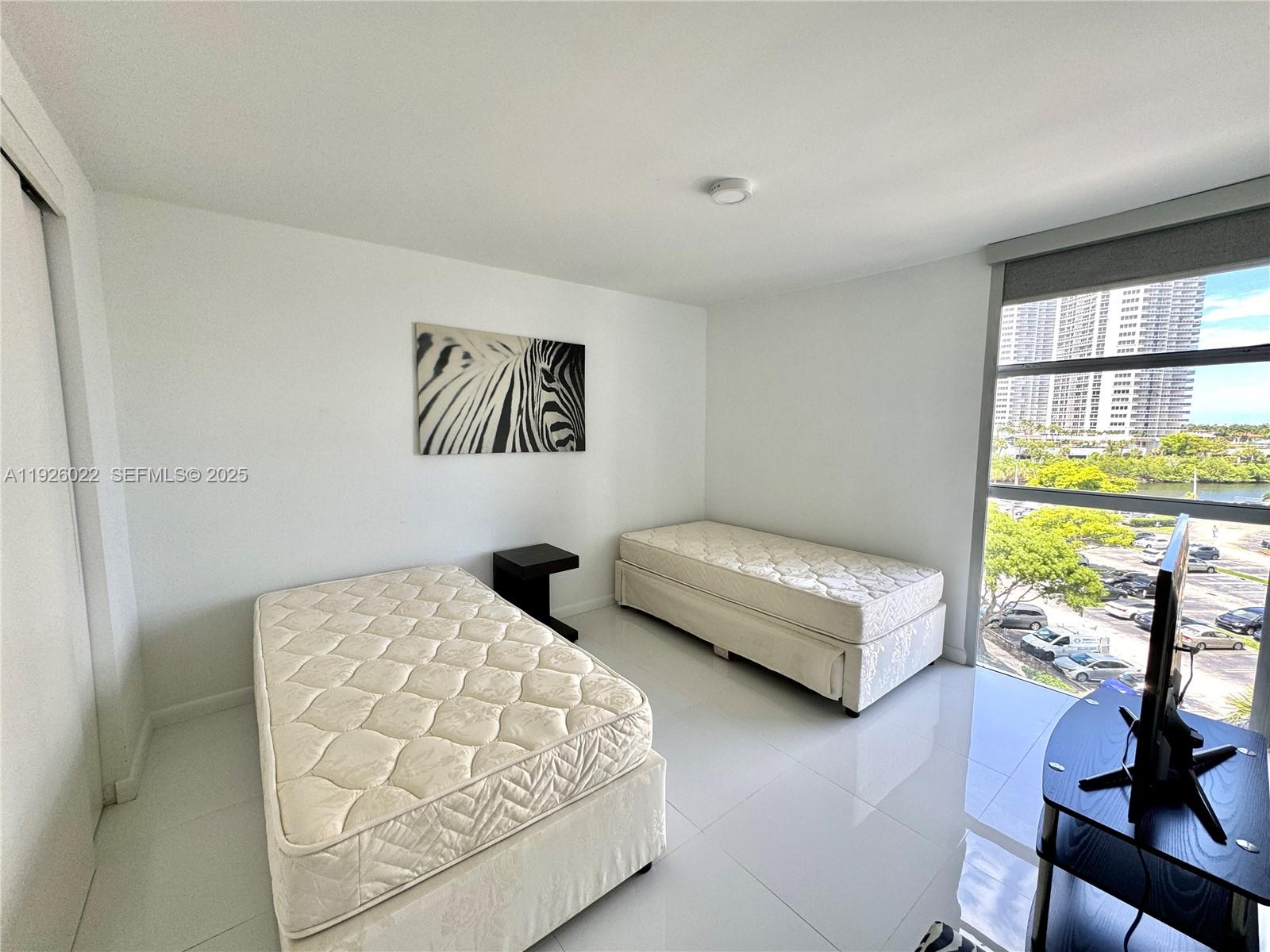 FLAMENCO CONDO TOWER I - Residential Lease