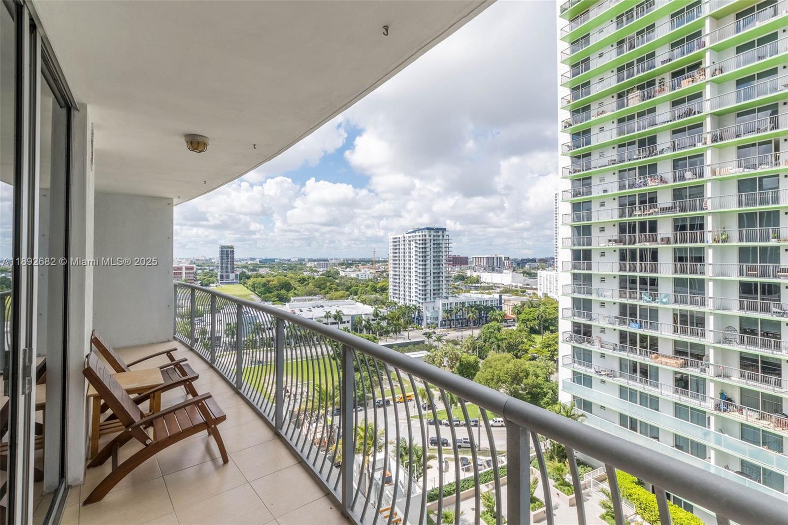OPERA TOWER CONDO - Residential
