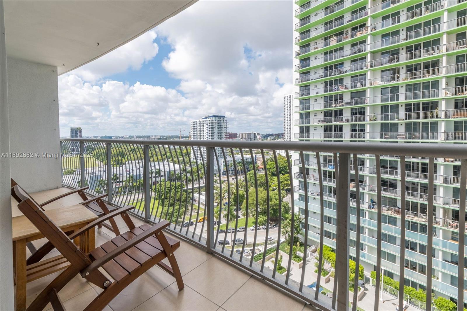 OPERA TOWER CONDO - Residential