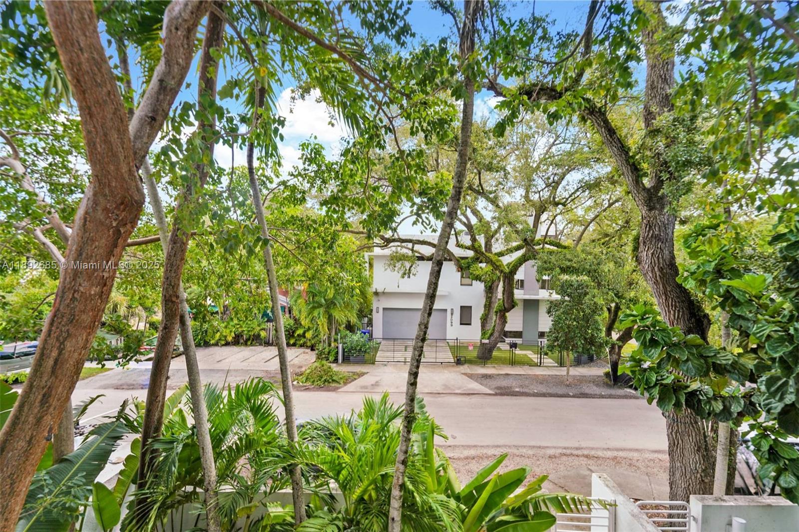 BOHEMIAN GROVE CONDO - Residential