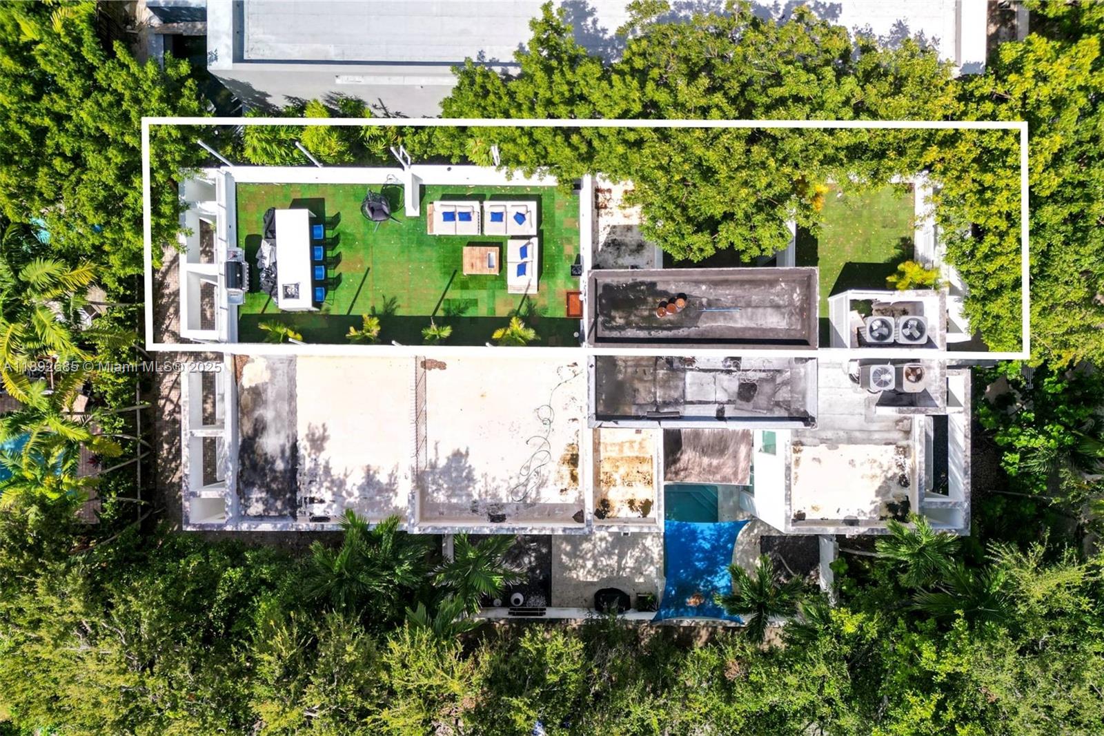 BOHEMIAN GROVE CONDO - Residential