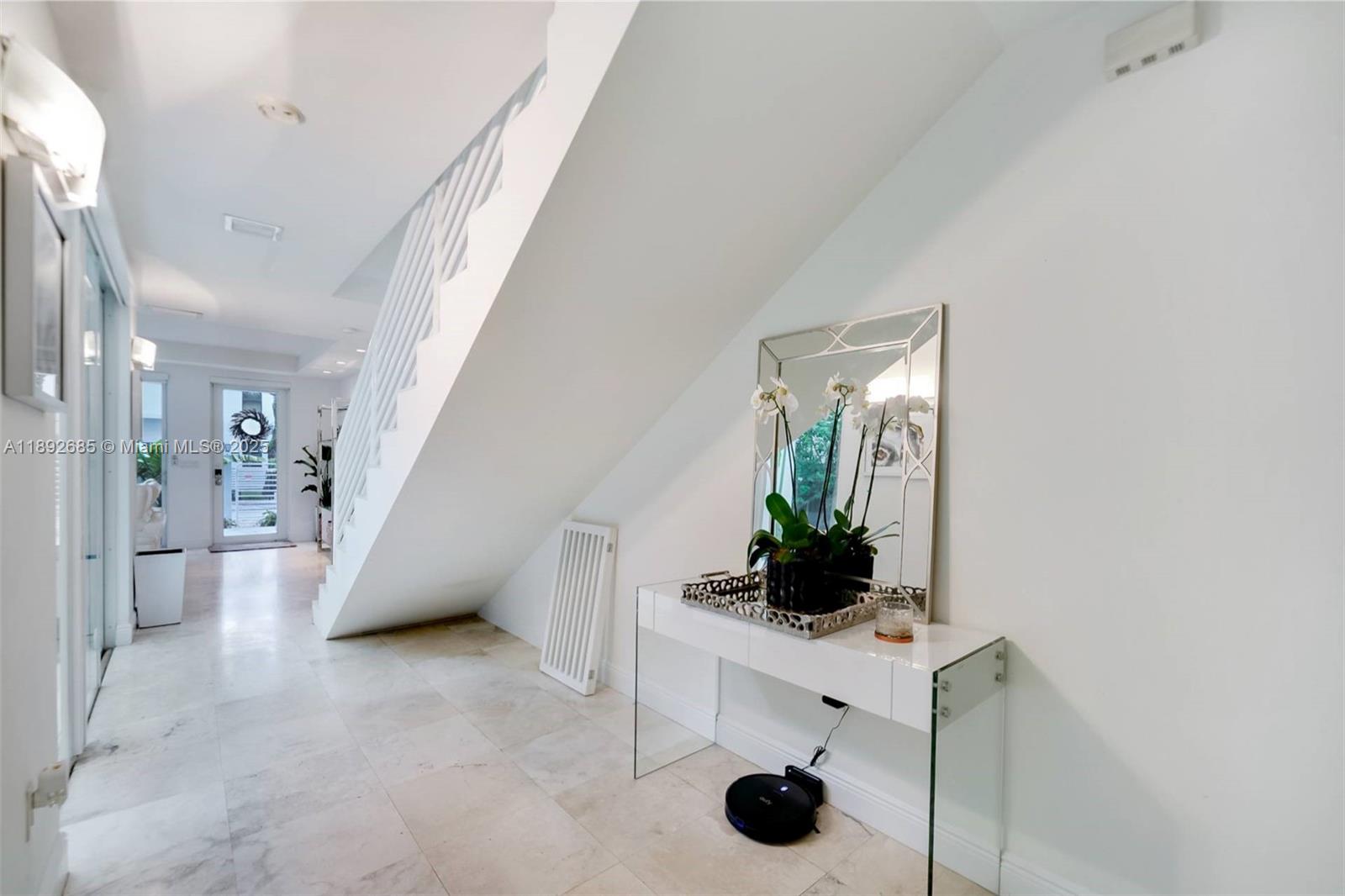 BOHEMIAN GROVE CONDO - Residential