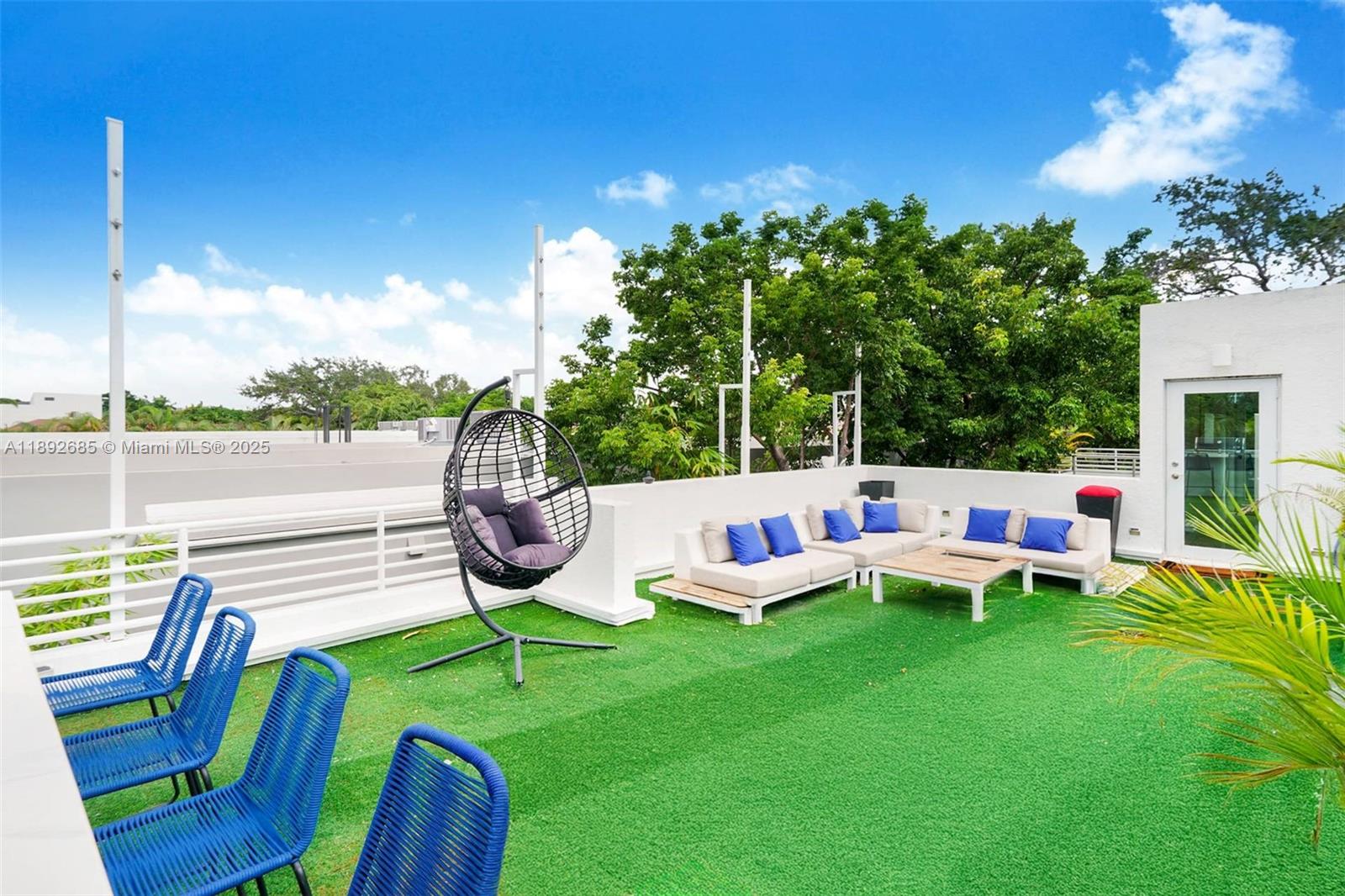 BOHEMIAN GROVE CONDO - Residential