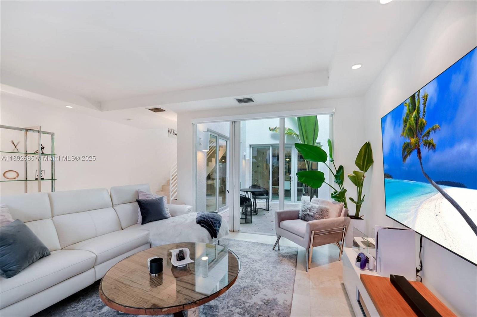 BOHEMIAN GROVE CONDO - Residential