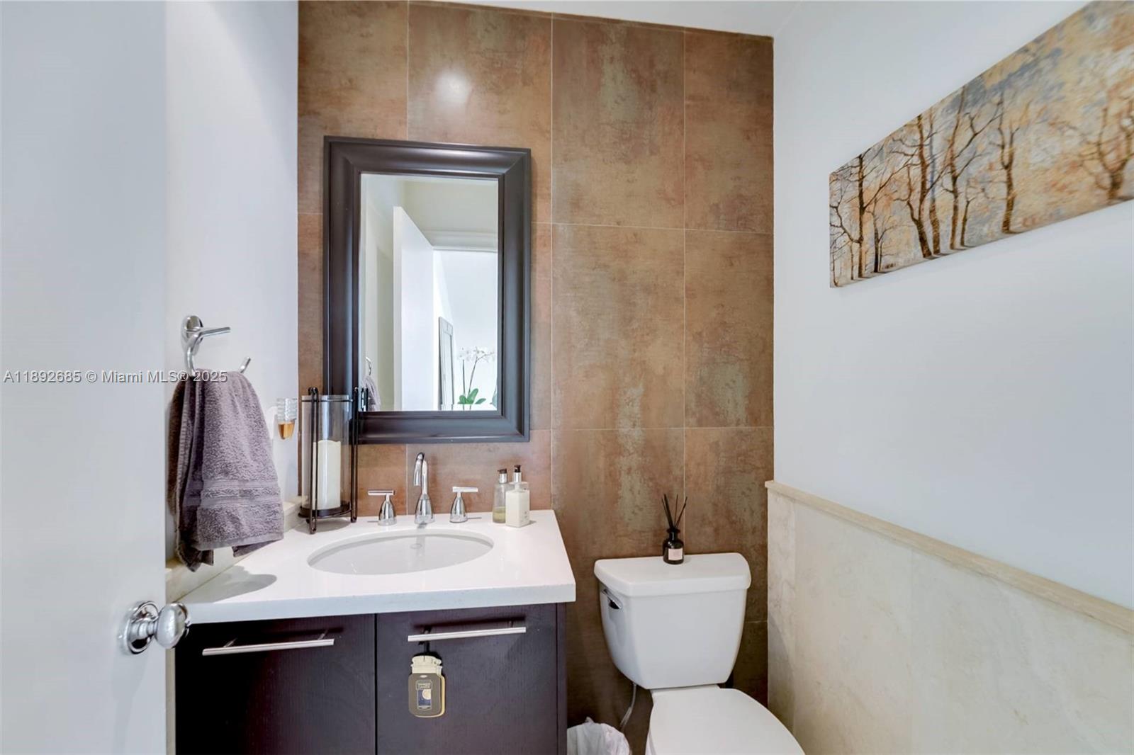 BOHEMIAN GROVE CONDO - Residential