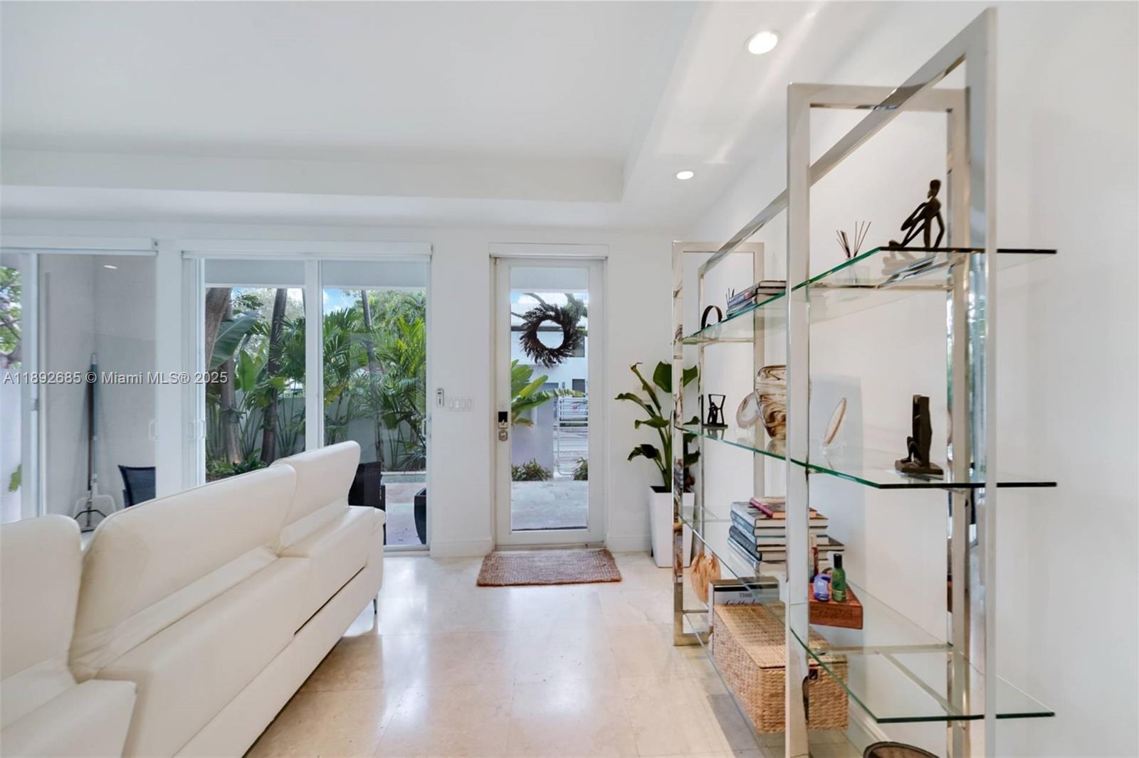 BOHEMIAN GROVE CONDO - Residential