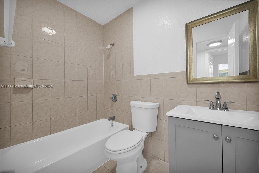 KIMBERLY FOREST - Residential Lease