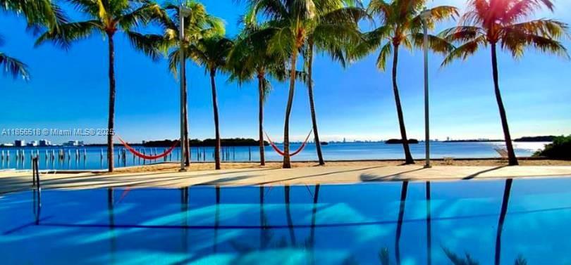 Amazing complex by the Bay. Oasis in the Upper East Side neighborhood! 1 Bedroom corner unit. Community offers a lot of amenities such as lush gardens & beach area for launching your kayak & paddle board. Volley-Ball court, infinity & lap pools, BBQ area, hammocks, jacuzzi, modern gym, mini market, 24 hour guard gate security, plenty of guest parking. Pet friendly community. Walk to restaurants, Legion & Morningside parks & farmers market. Short Drive to Midtown, Downtown, Design District, Edgewater, Miami Beach, Airport