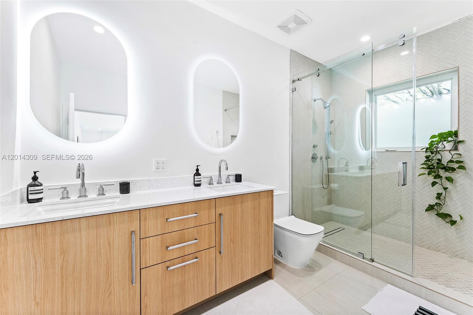 BEACH VIEW ADDN - Residential Lease
