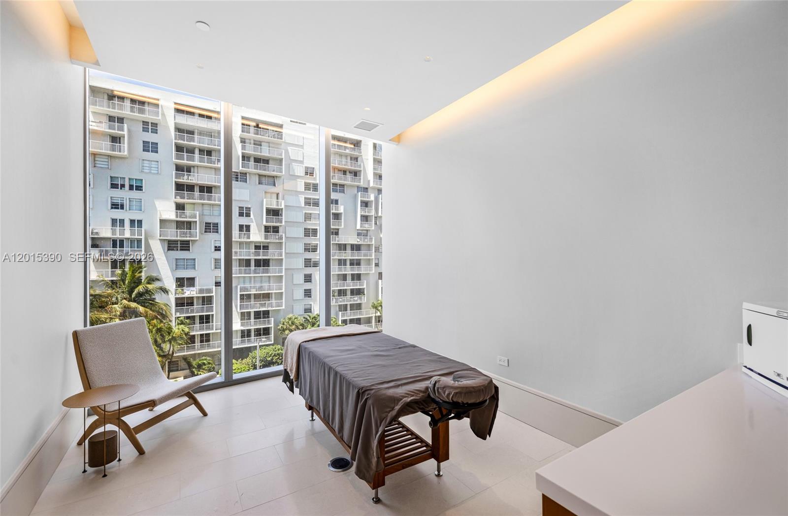 UNA RESIDENCES - Residential
