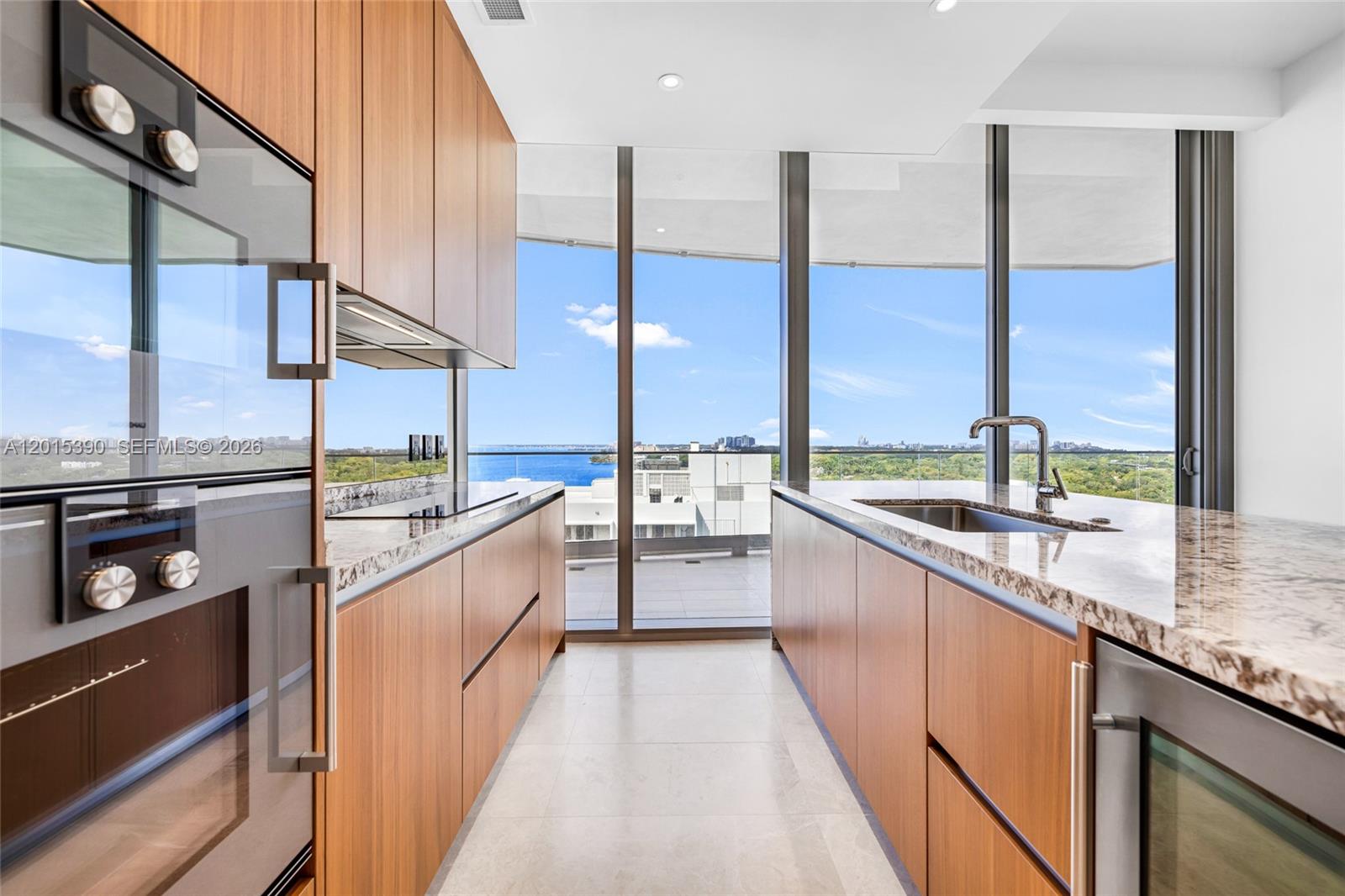 UNA RESIDENCES - Residential